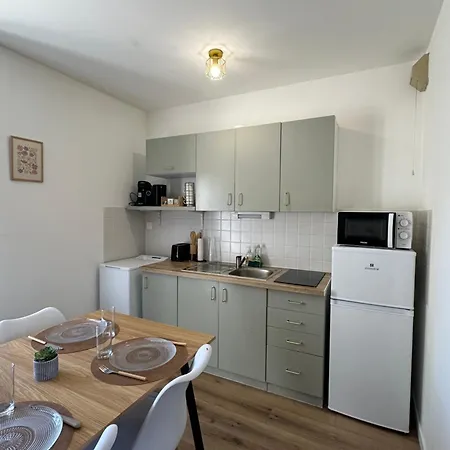 Le Nid De La Apartment Mayenne