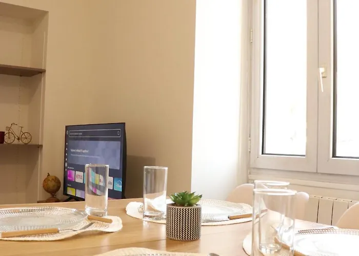 Le Nid De La مايين